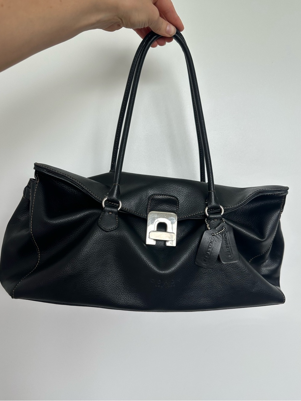 Vintage Coach black leather satchel - classic turn lock shoulder bag